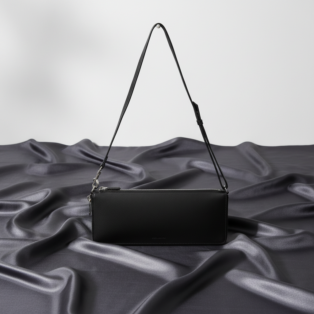 Balenciaga Leash Clutch · Leather