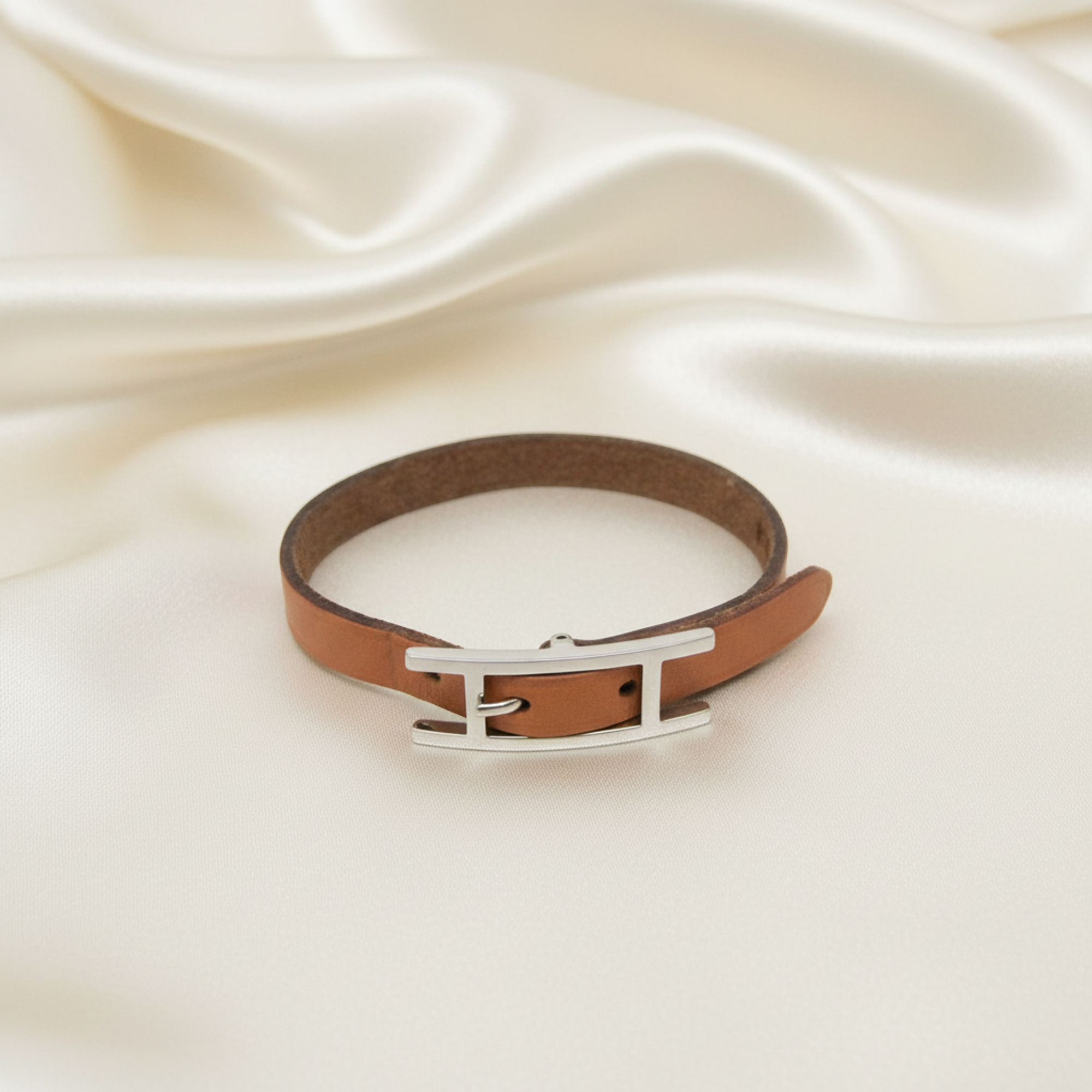 Hermès Hapi · Leather Bangle