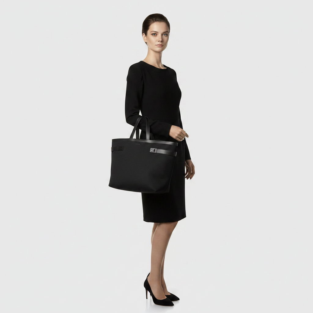 Salvatore Ferragamo Gancini · Canvas Tote