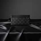 Louis Vuitton Pochette Discovery · Eclipse