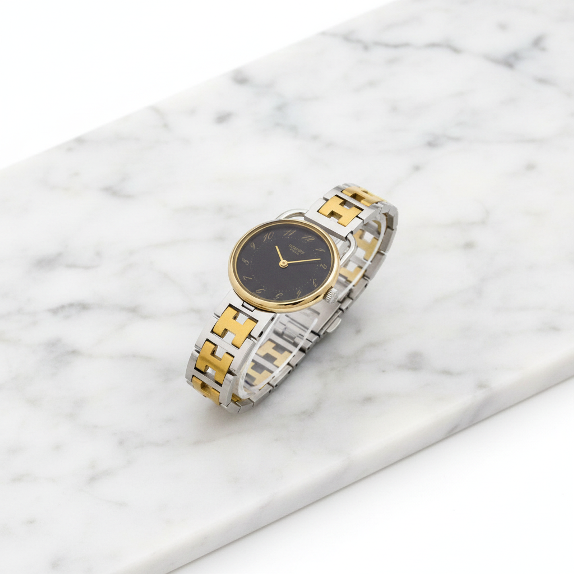 Hermès Arceau · Gold Plated Steel · Quartz