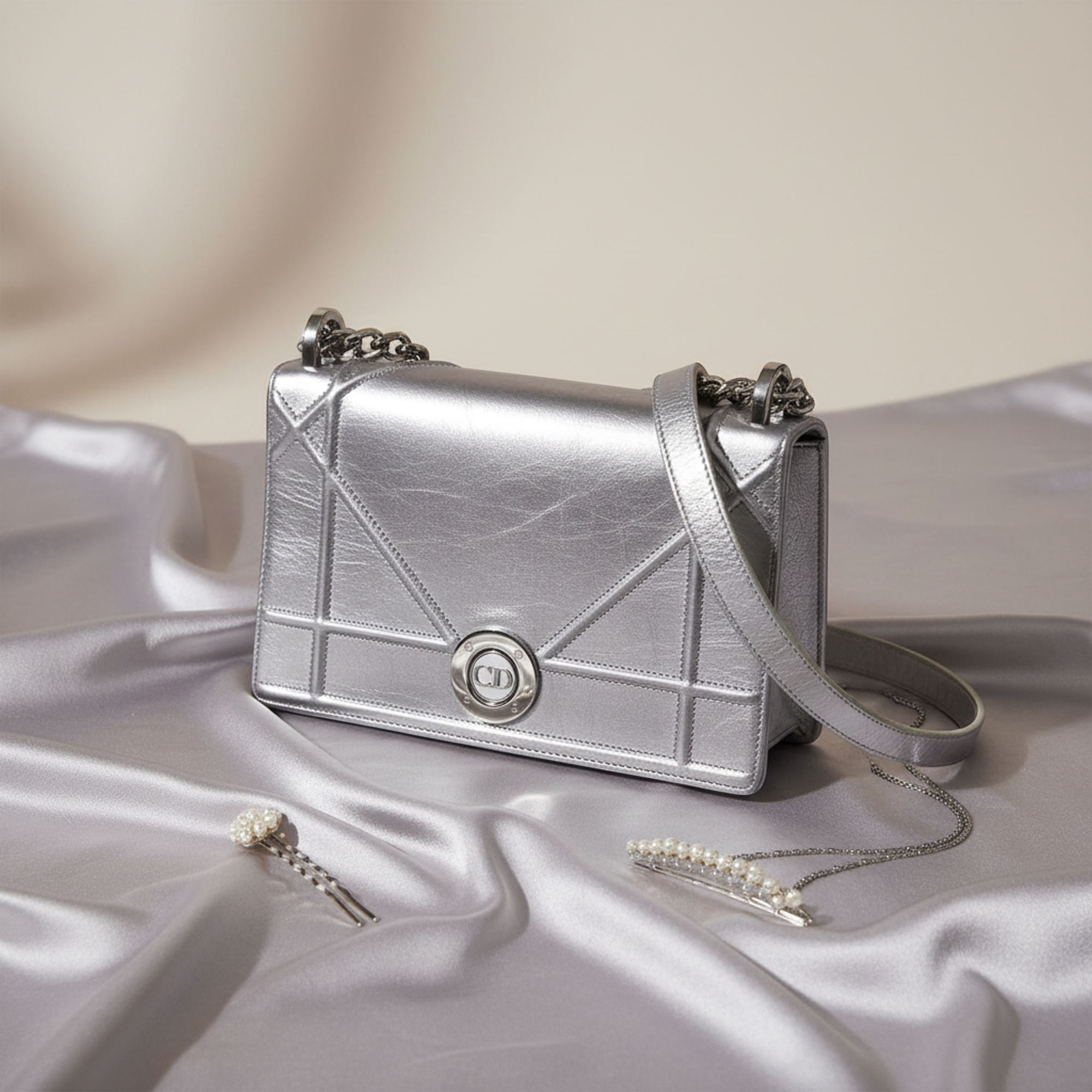 Christian Dior Diorama · Chain Shoulder