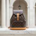 Louis Vuitton Montsouris MM · Monogram