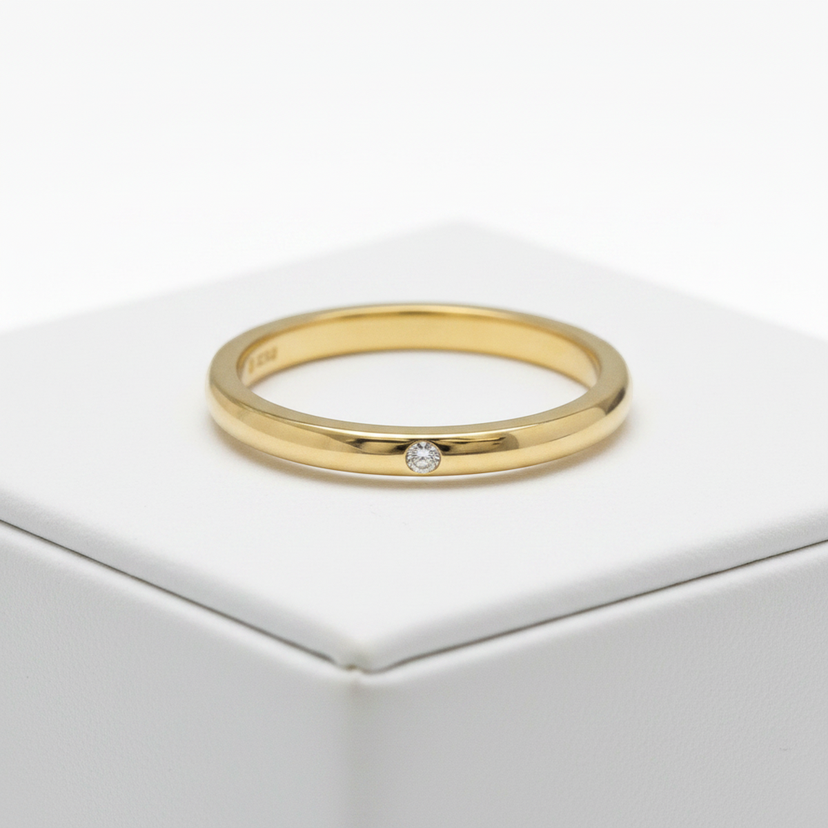 Tiffany Stacking Band · Diamond · 18K Gold