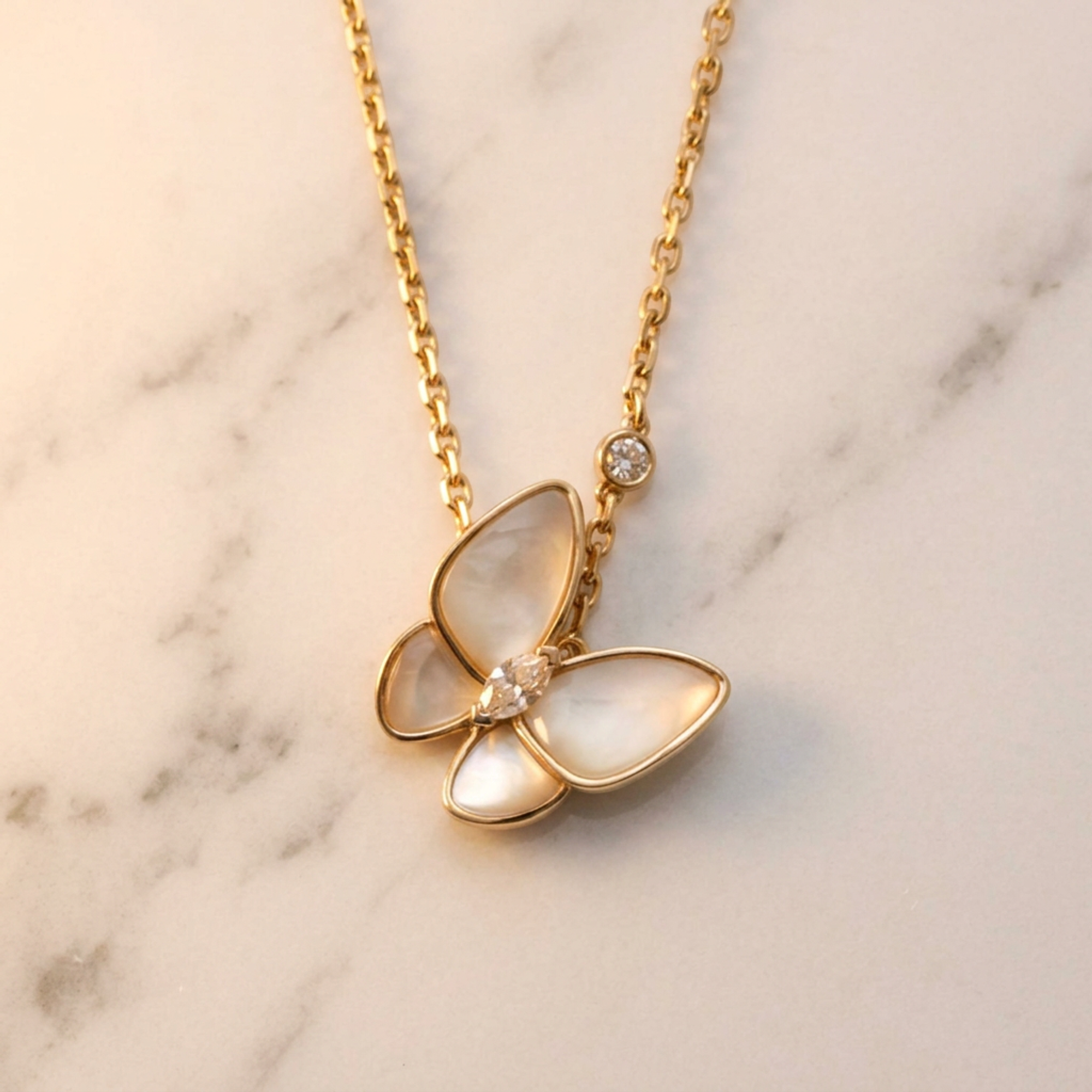 Van Cleef & Arpels Papillon · Rose Gold