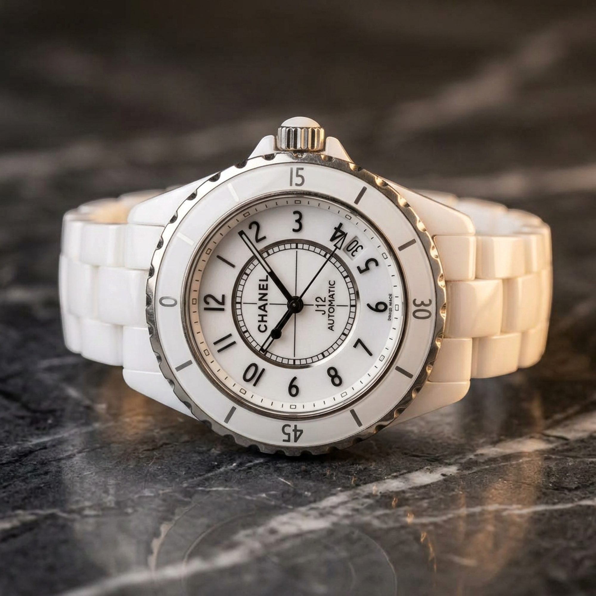 Chanel J12 · Ceramic · Automatic