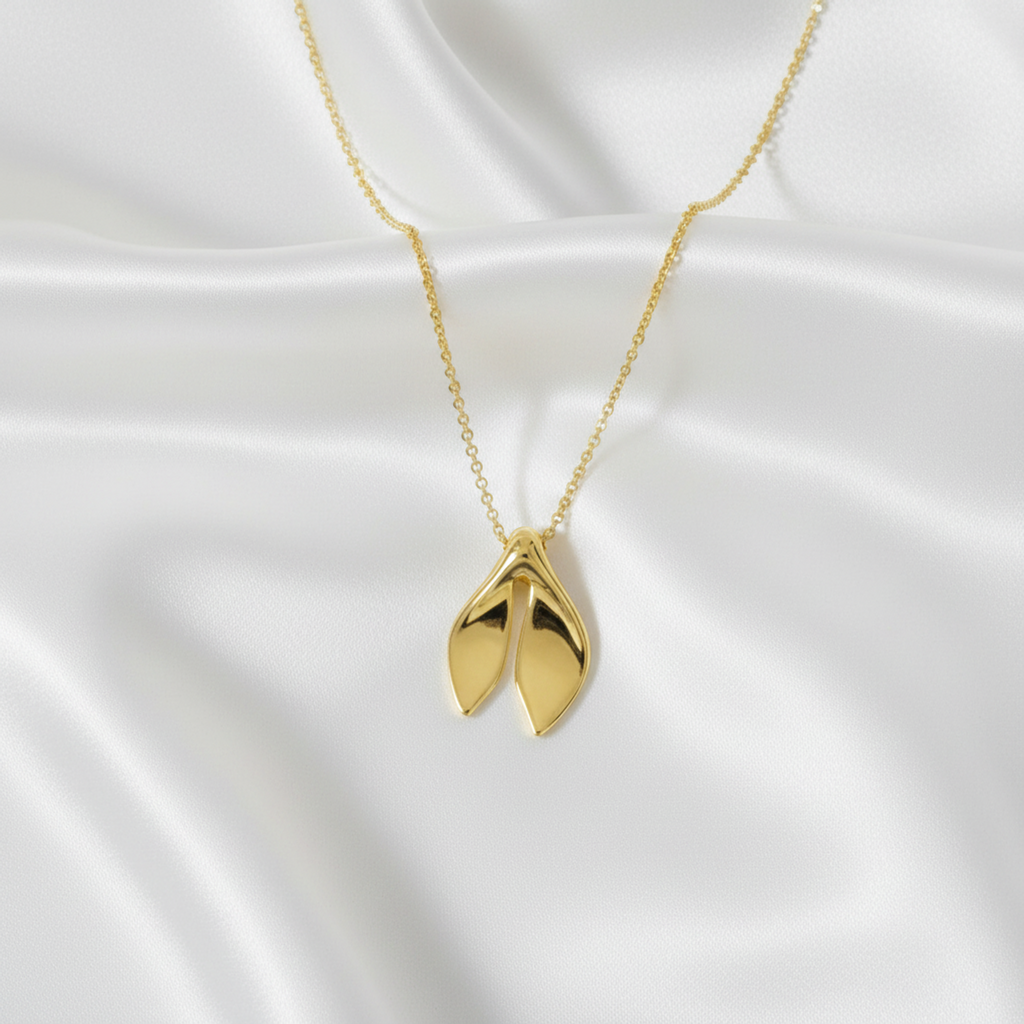 Tiffany Leaf Fin · 18K Yellow Gold