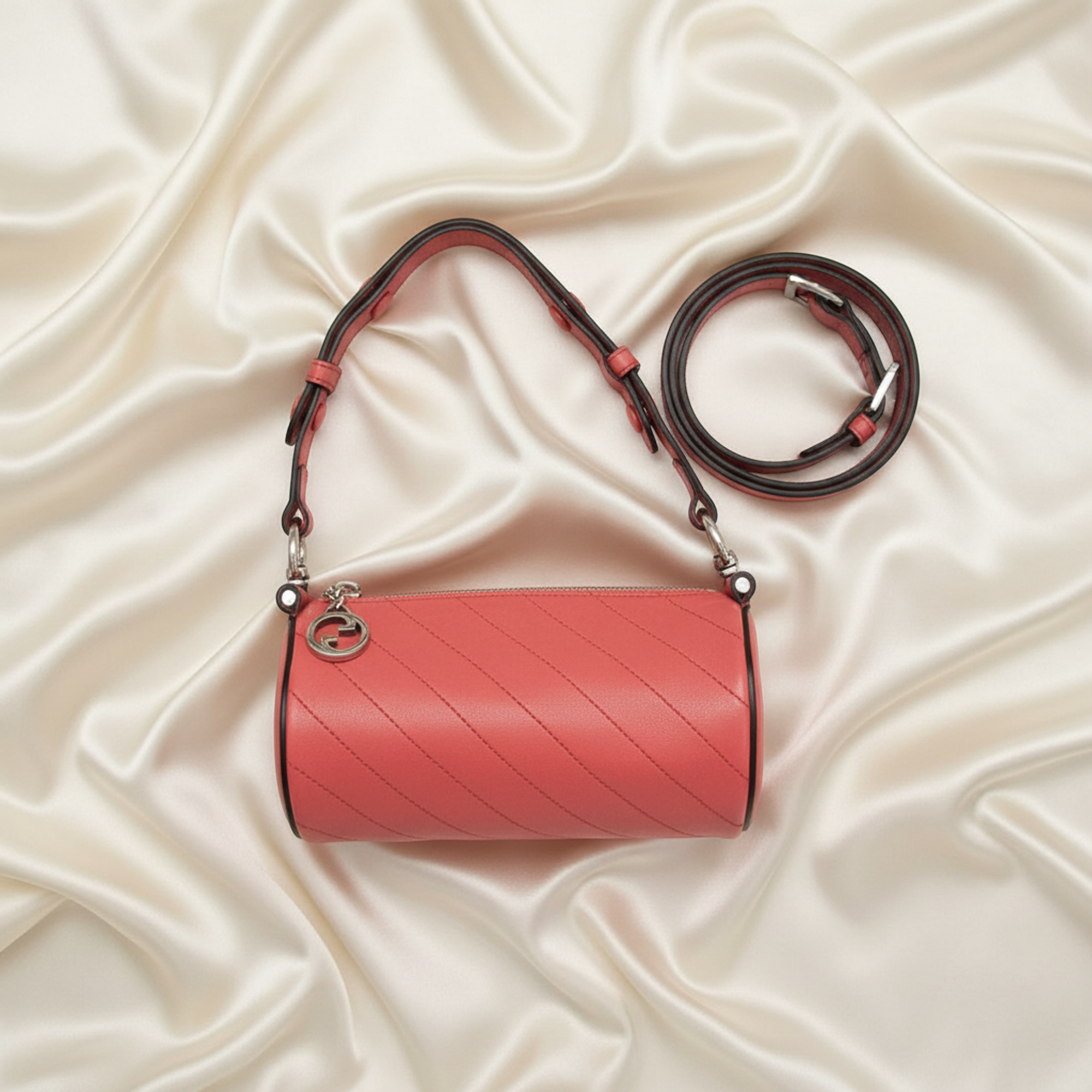 Gucci Blondie · Leather Mini Bag