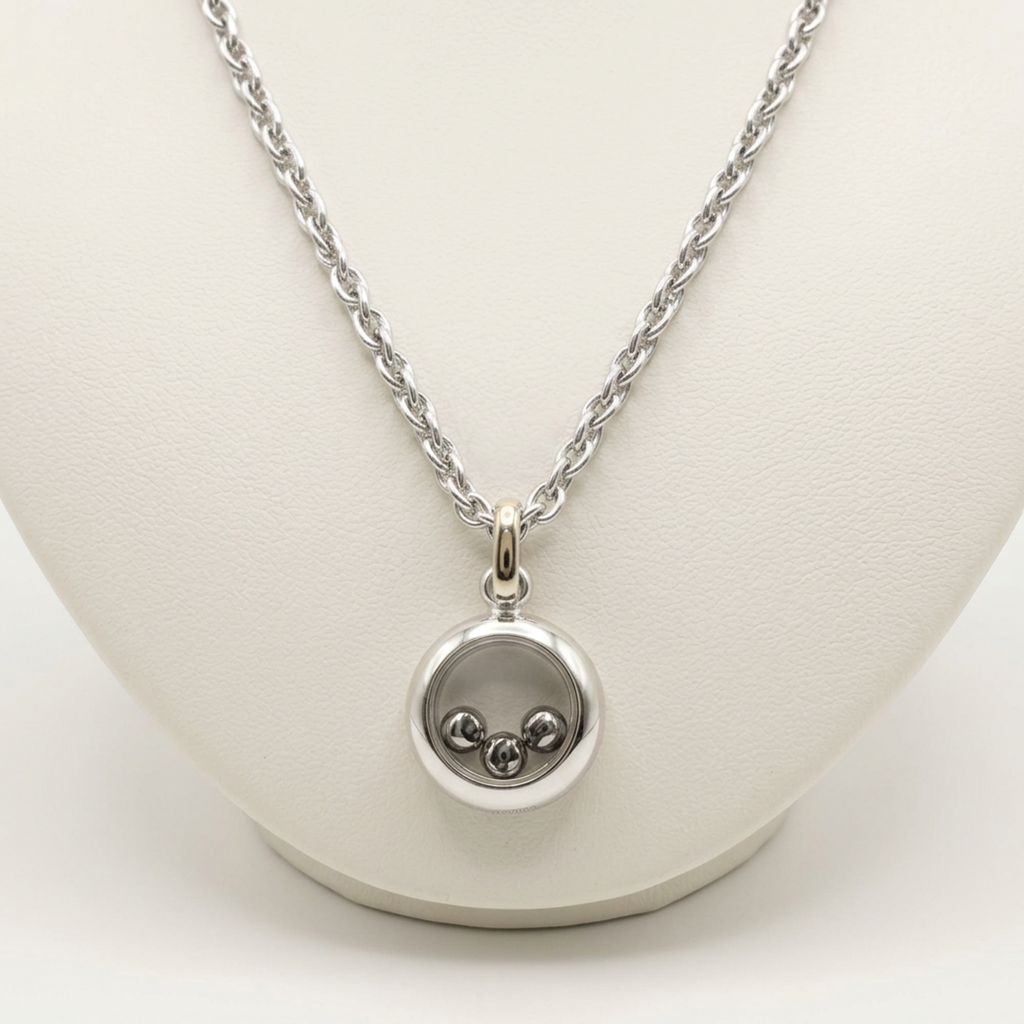 Chopard Happy Diamonds · 18K White Gold
