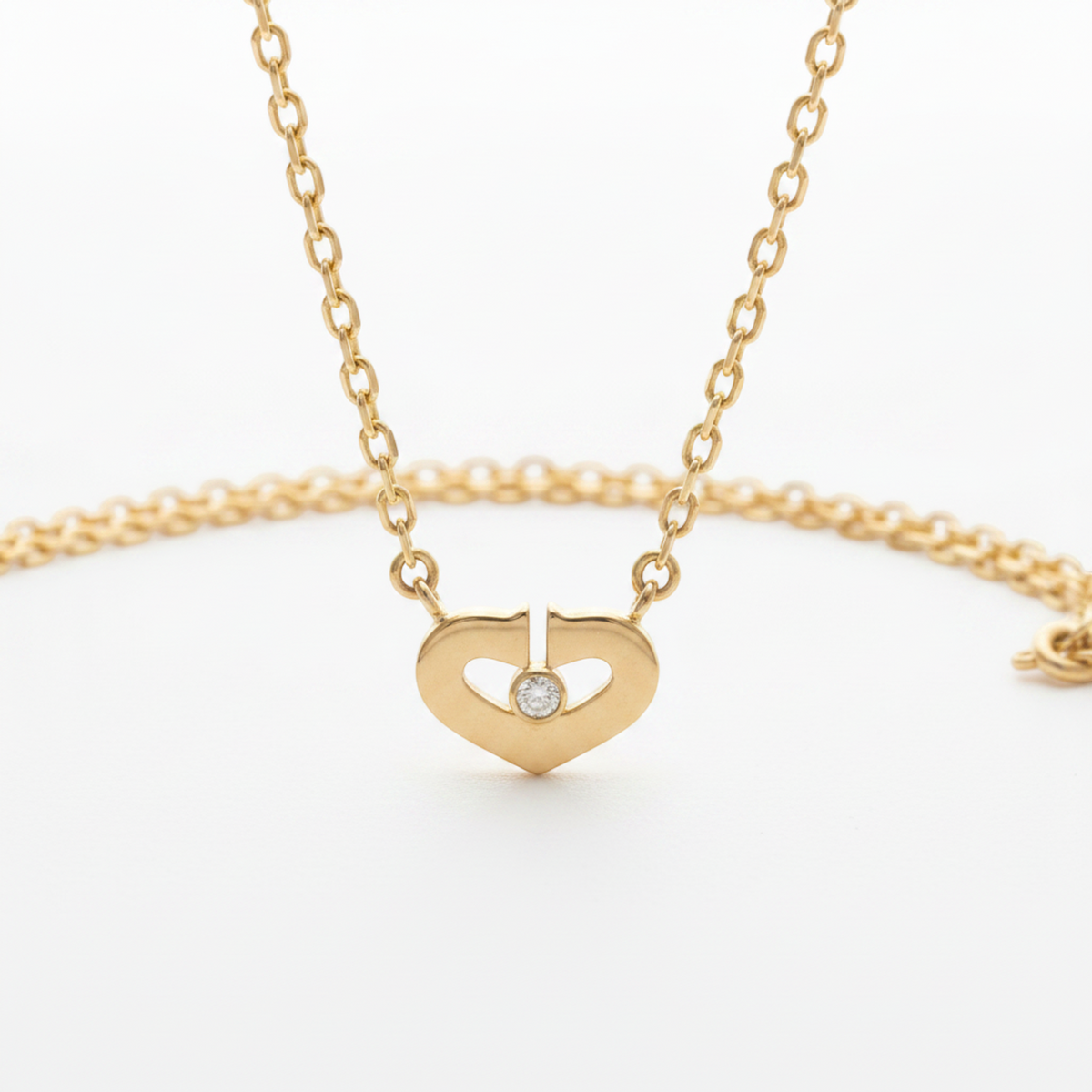 Cartier C Heart · Rose Gold · Diamond