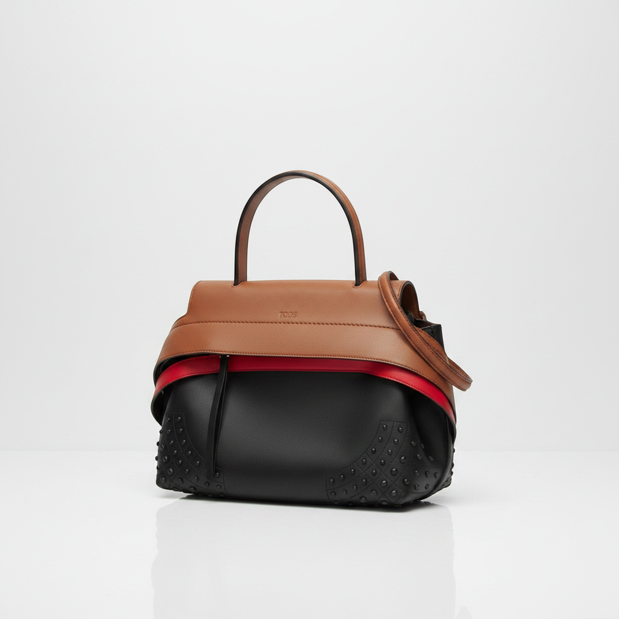 Tod's Wave Medium · Calfskin