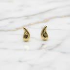 Tiffany Teardrop Studs · 18K Yellow Gold