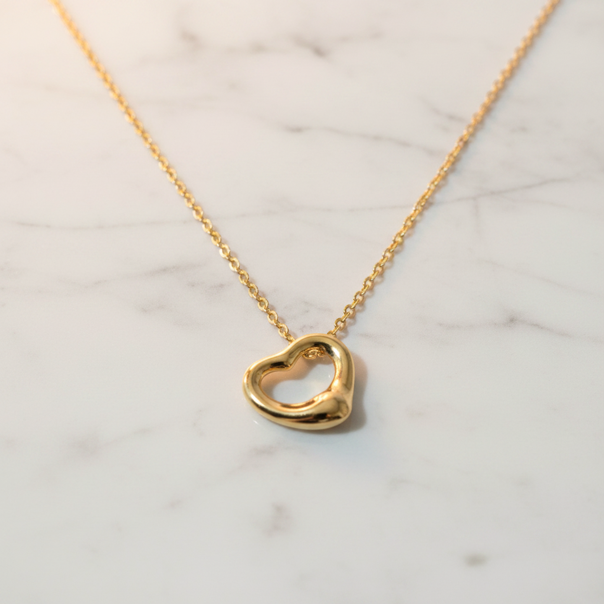Tiffany Open Heart · 18K Yellow Gold