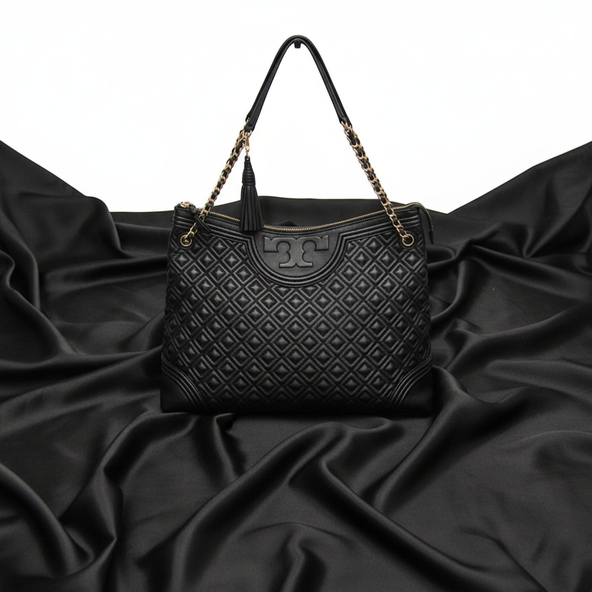 Tory Burch Quilted Chain · Leather Tote