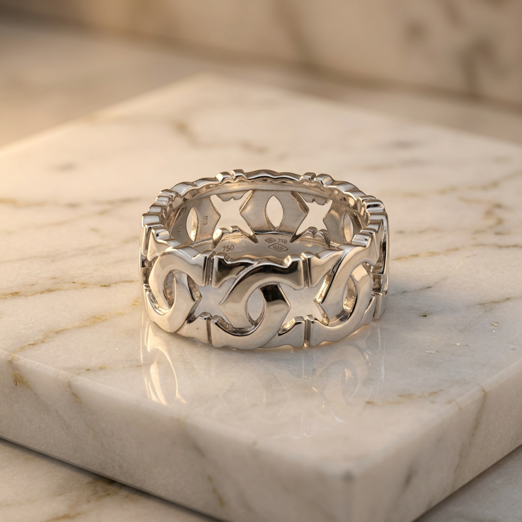 Cartier Entrelacé · 18K White Gold
