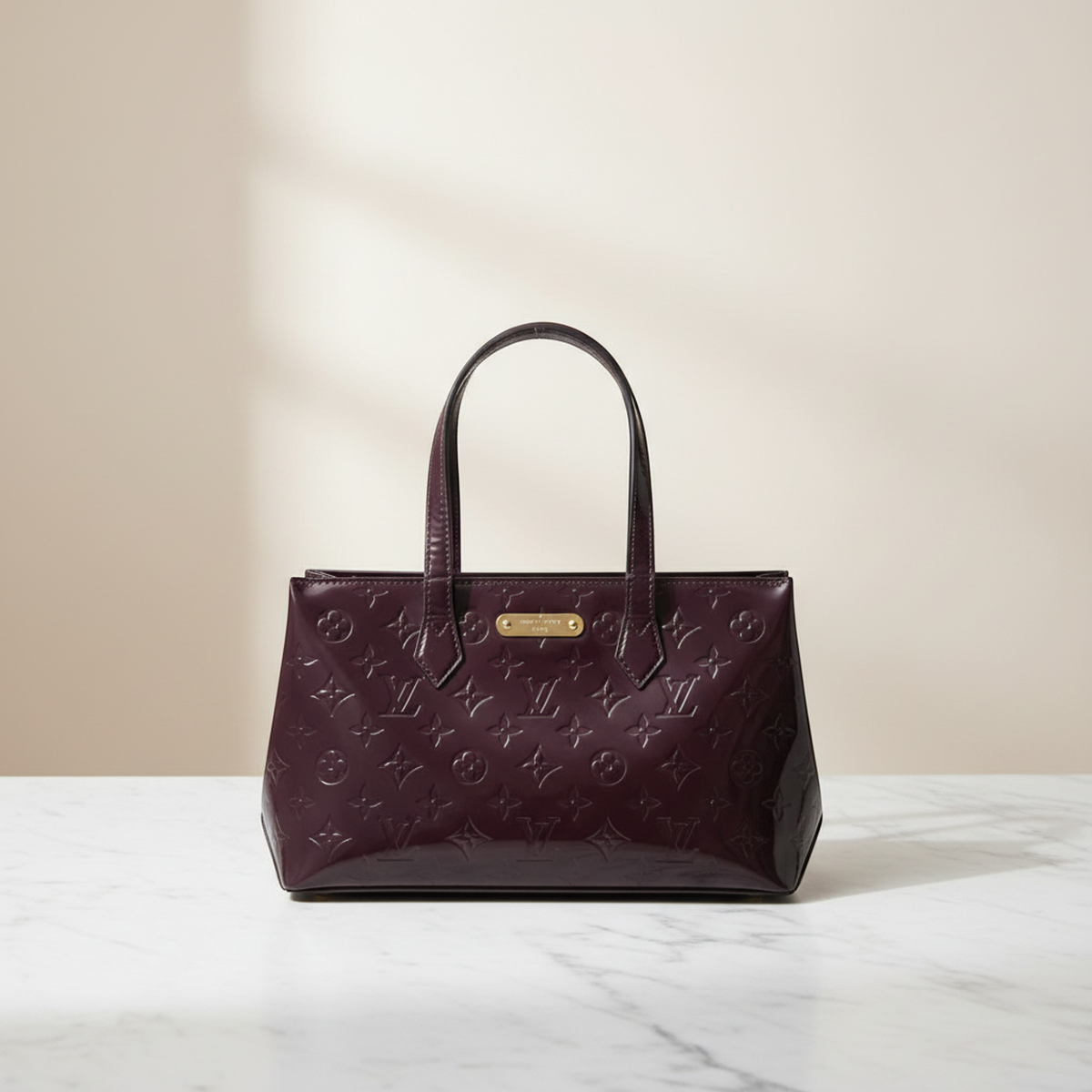 Louis Vuitton Vernis Wilshire PM · Amarante