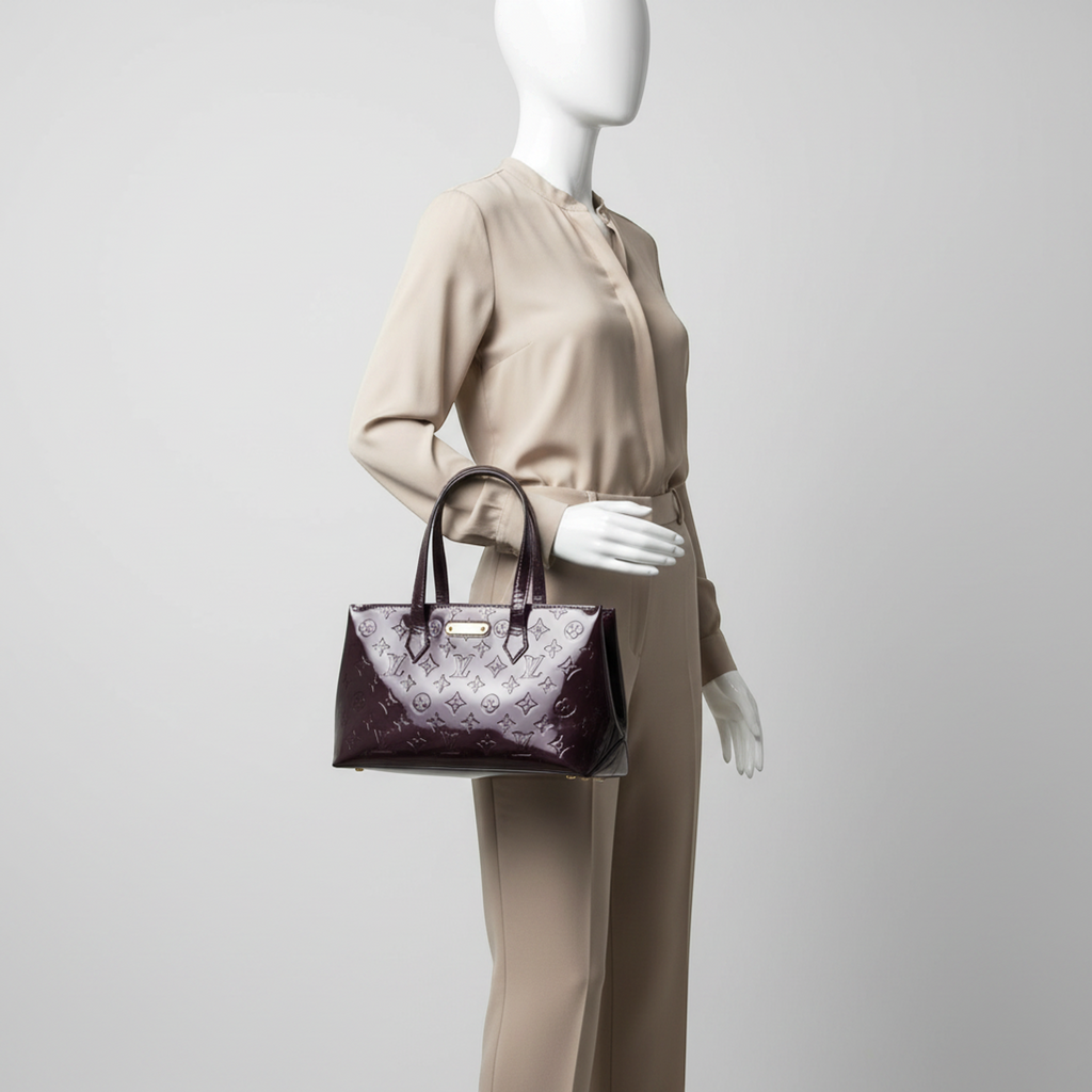 Louis Vuitton Vernis Wilshire PM · Amarante