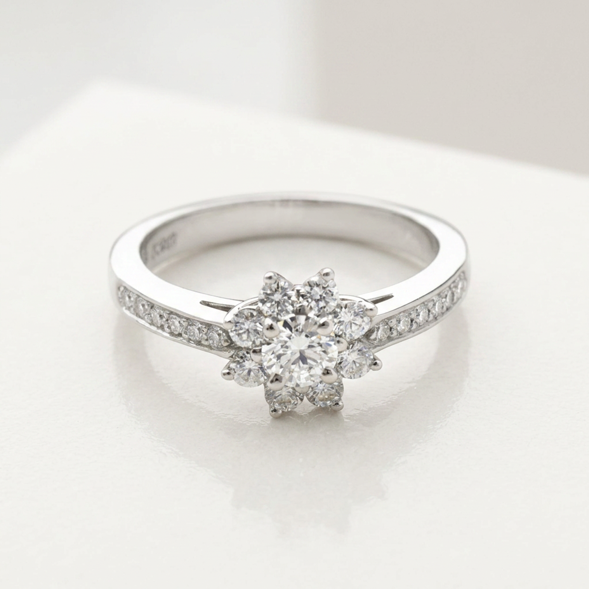Tiffany Flora · Platinum · Diamond