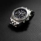 Breitling Chronomat Blackbird · Automatic