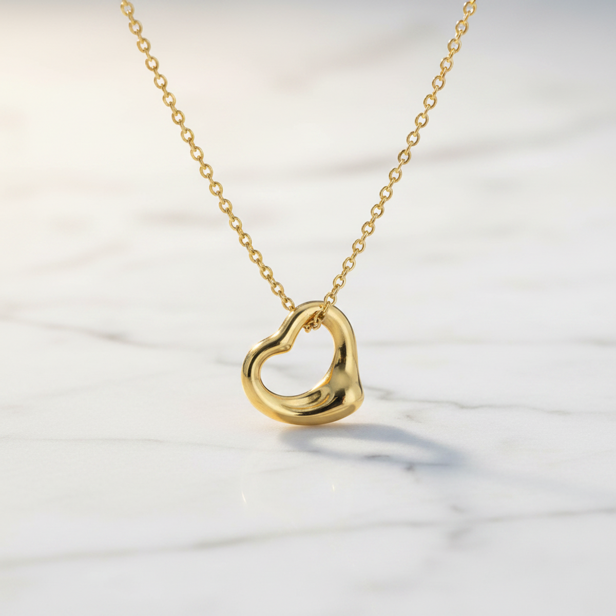 Tiffany Open Heart · 18K Yellow Gold