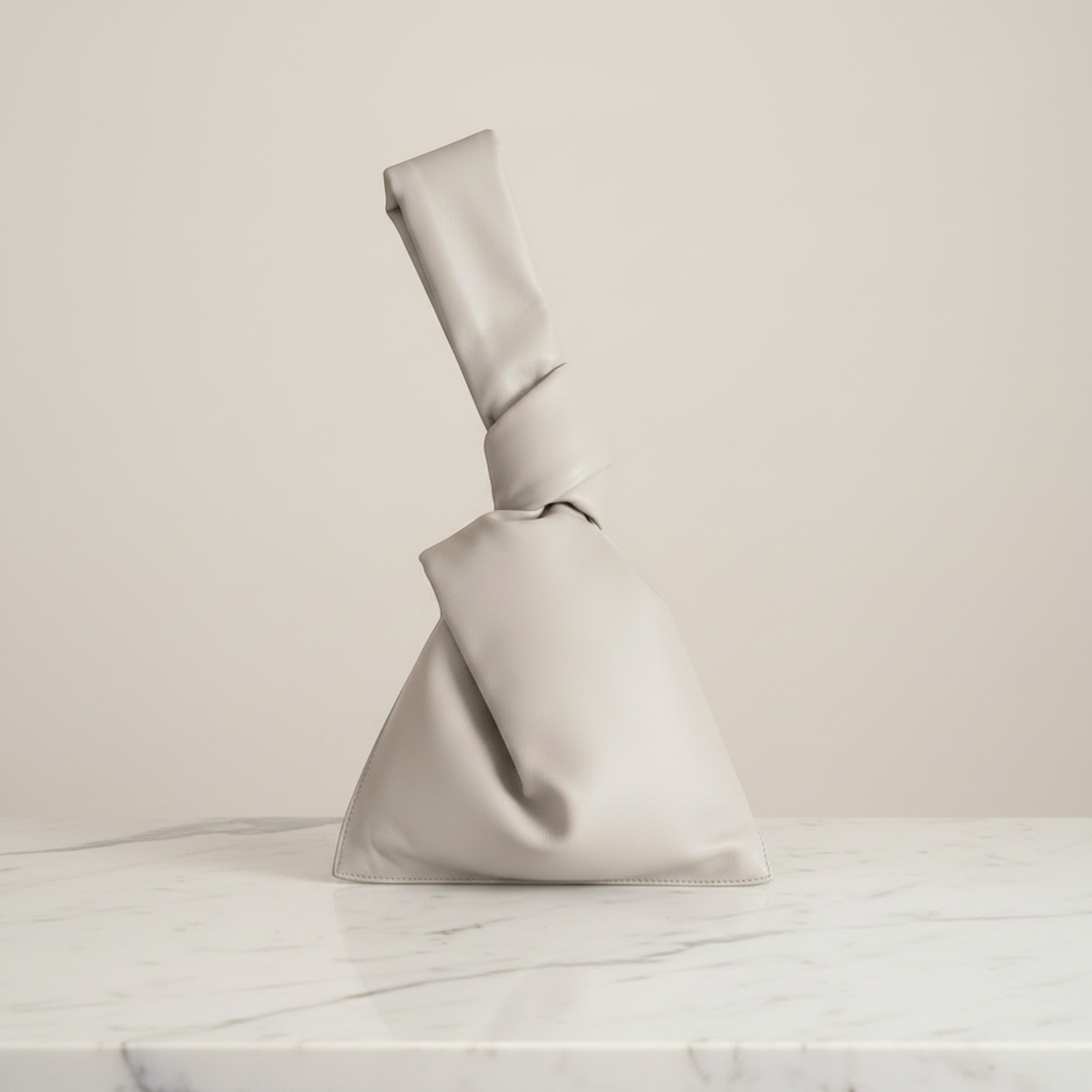 Bottega Veneta Twist · Leather Handbag