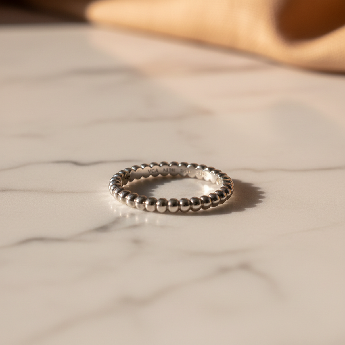 Van Cleef & Arpels Perle · 18K White Gold