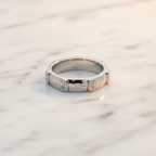 Harry Winston HW Logo · Diamond · 18K White Gold