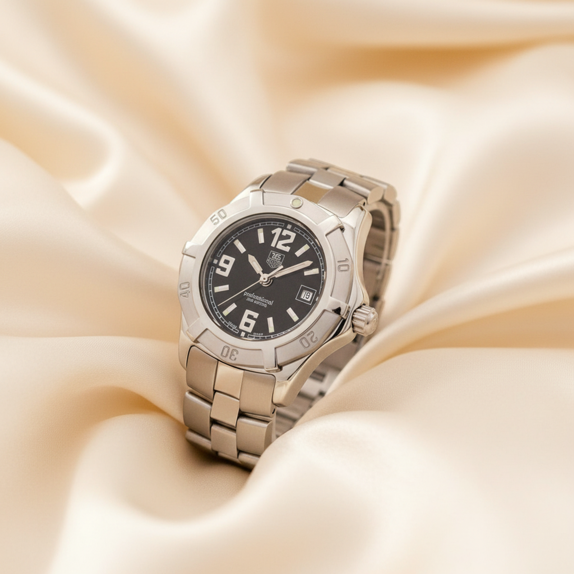 Tag Heuer 2000 Exclusive · Steel · Quartz