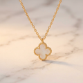 Van Cleef & Arpels Sweet Alhambra · Mother of Pearl