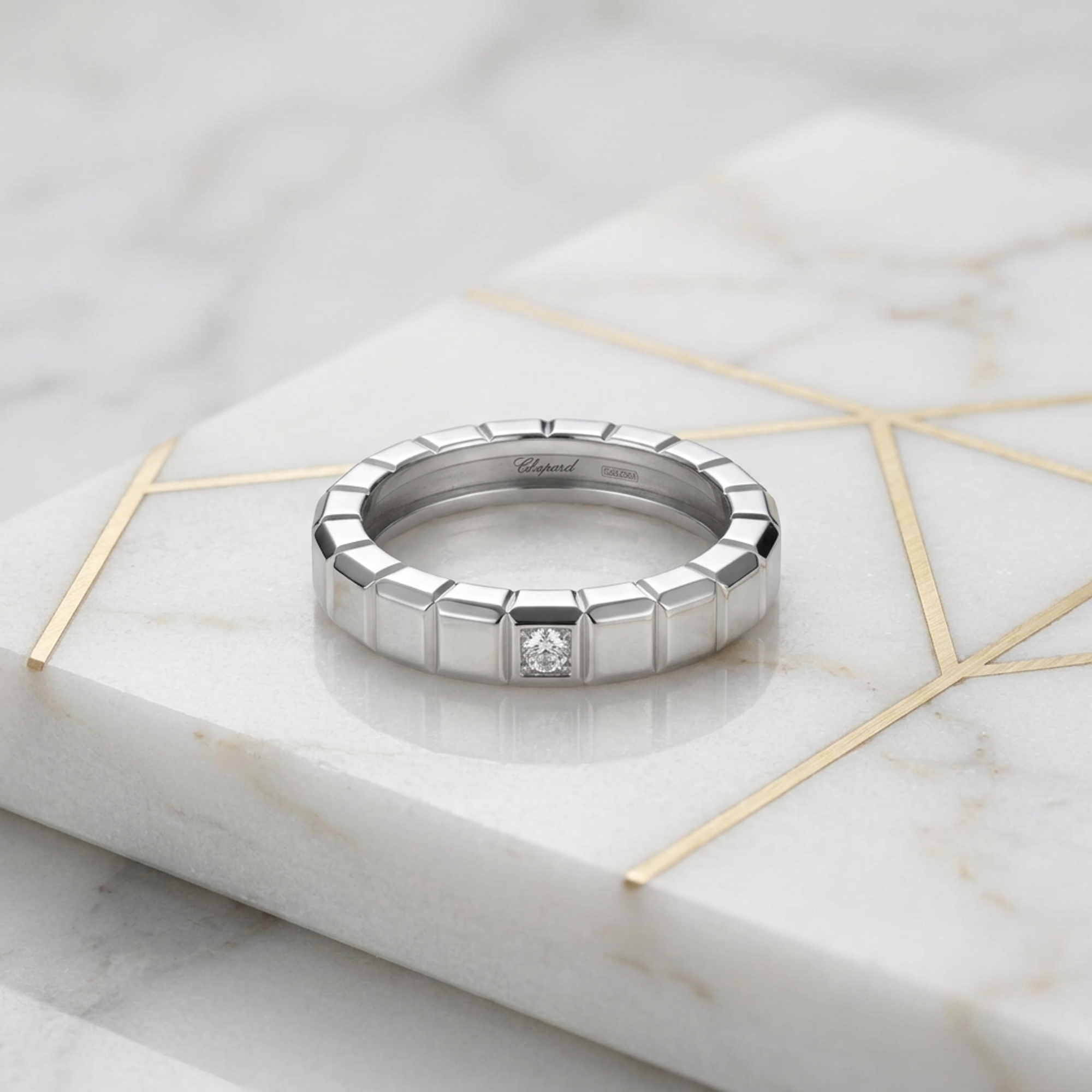 Chopard Ice Cube · 18K White Gold · Diamond