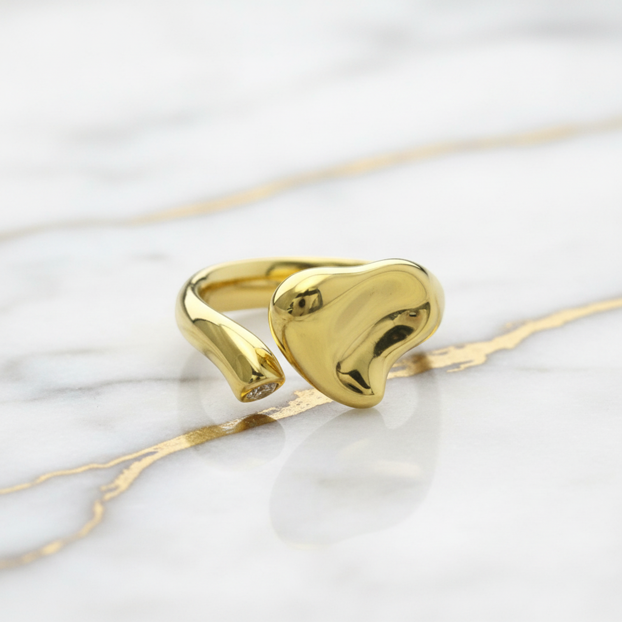 Tiffany Full Heart · 18K Yellow Gold · Diamond