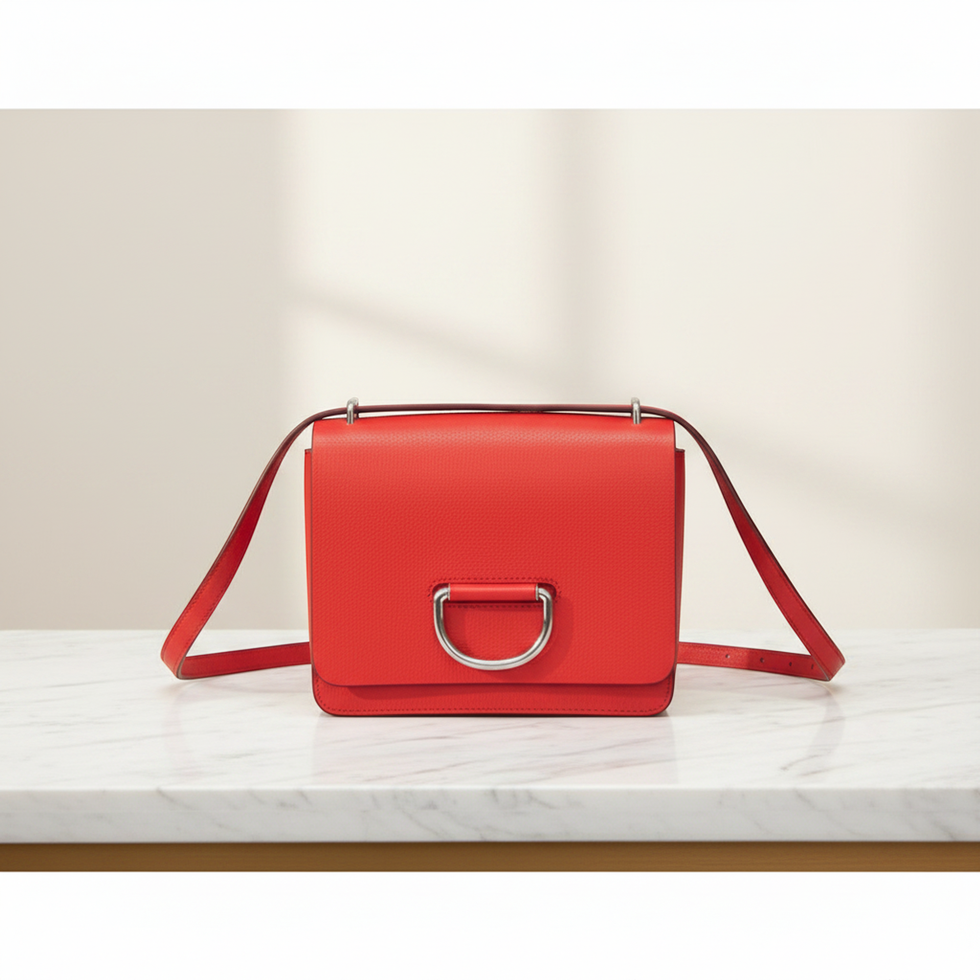 Burberry D-Ring · Leather Shoulder Bag