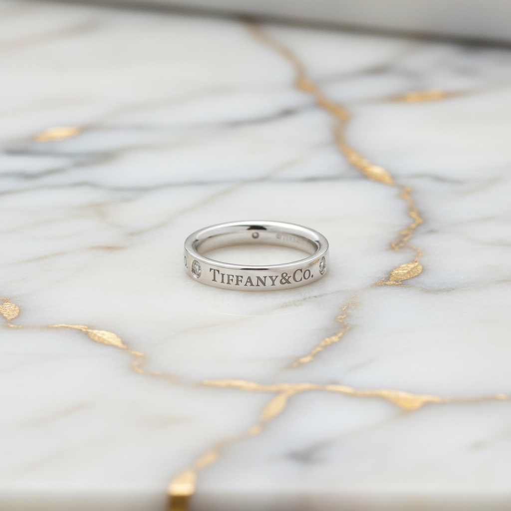 Tiffany Three Diamond · Platinum