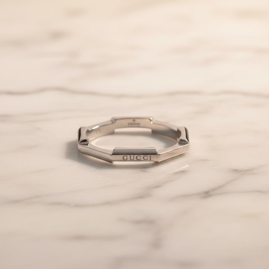 Gucci Octagon · Platinum