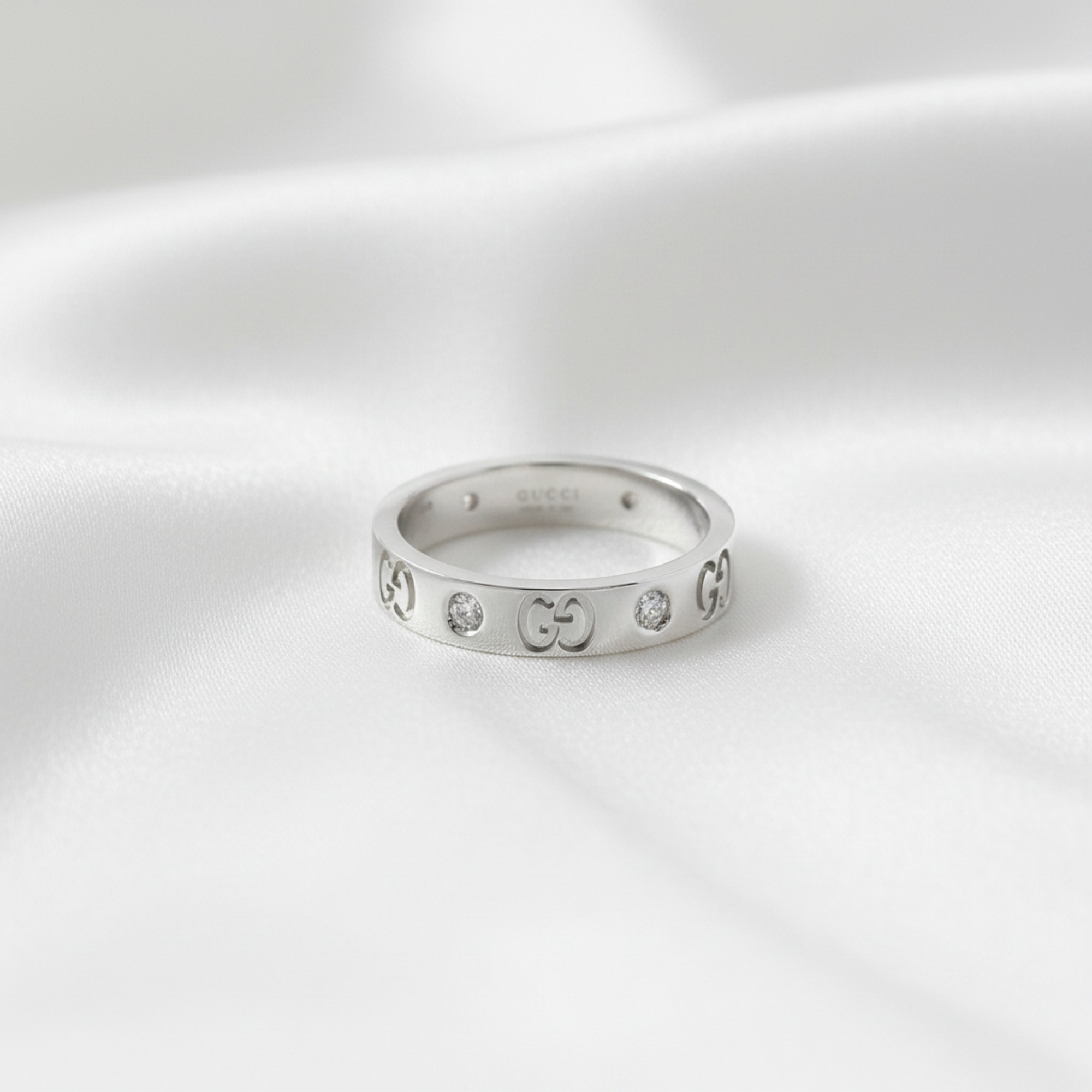 Gucci Icon · Diamond · 18K White Gold