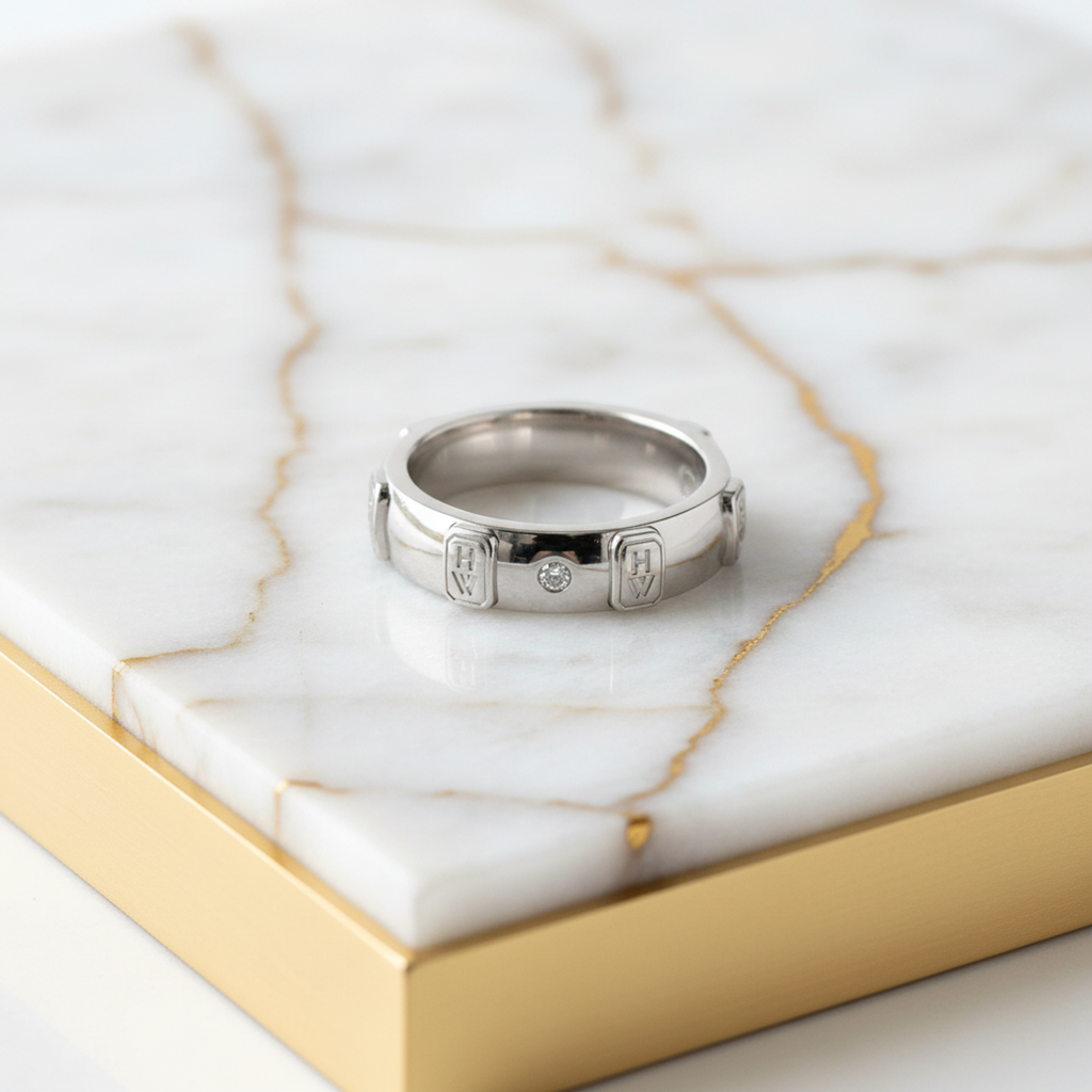 Harry Winston HW Logo · 18K White Gold