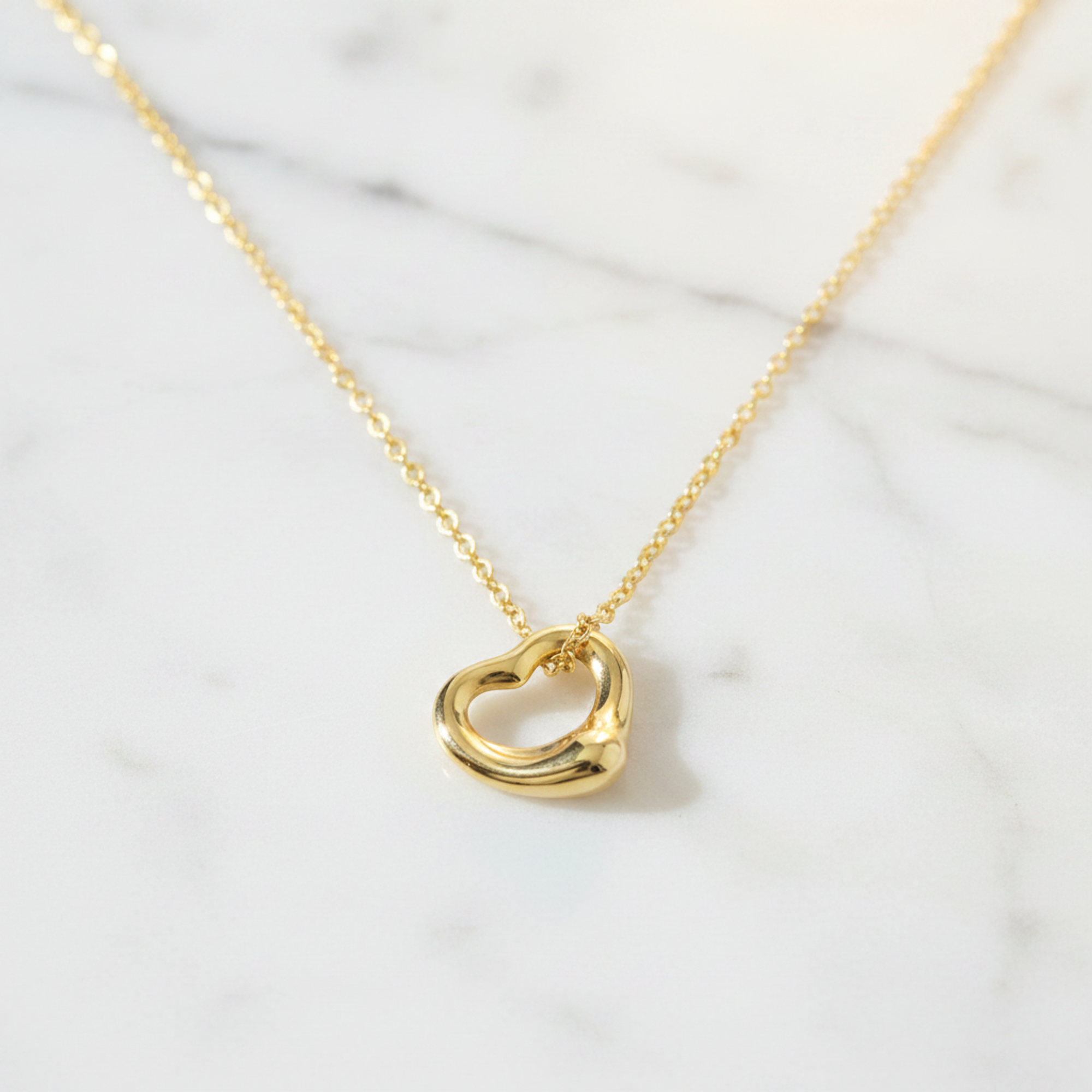 Tiffany Open Heart · 18K Yellow Gold