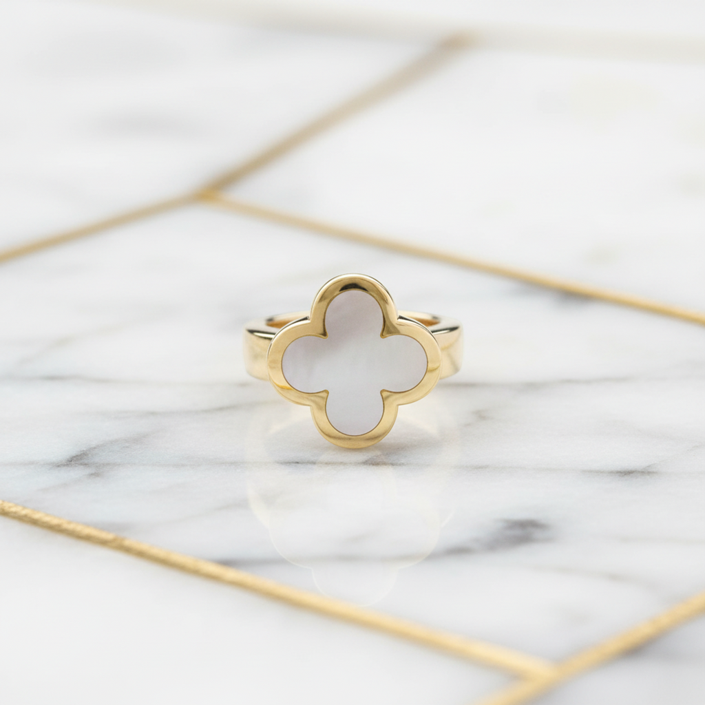 Van Cleef & Arpels Pure Alhambra · Mother of Pearl