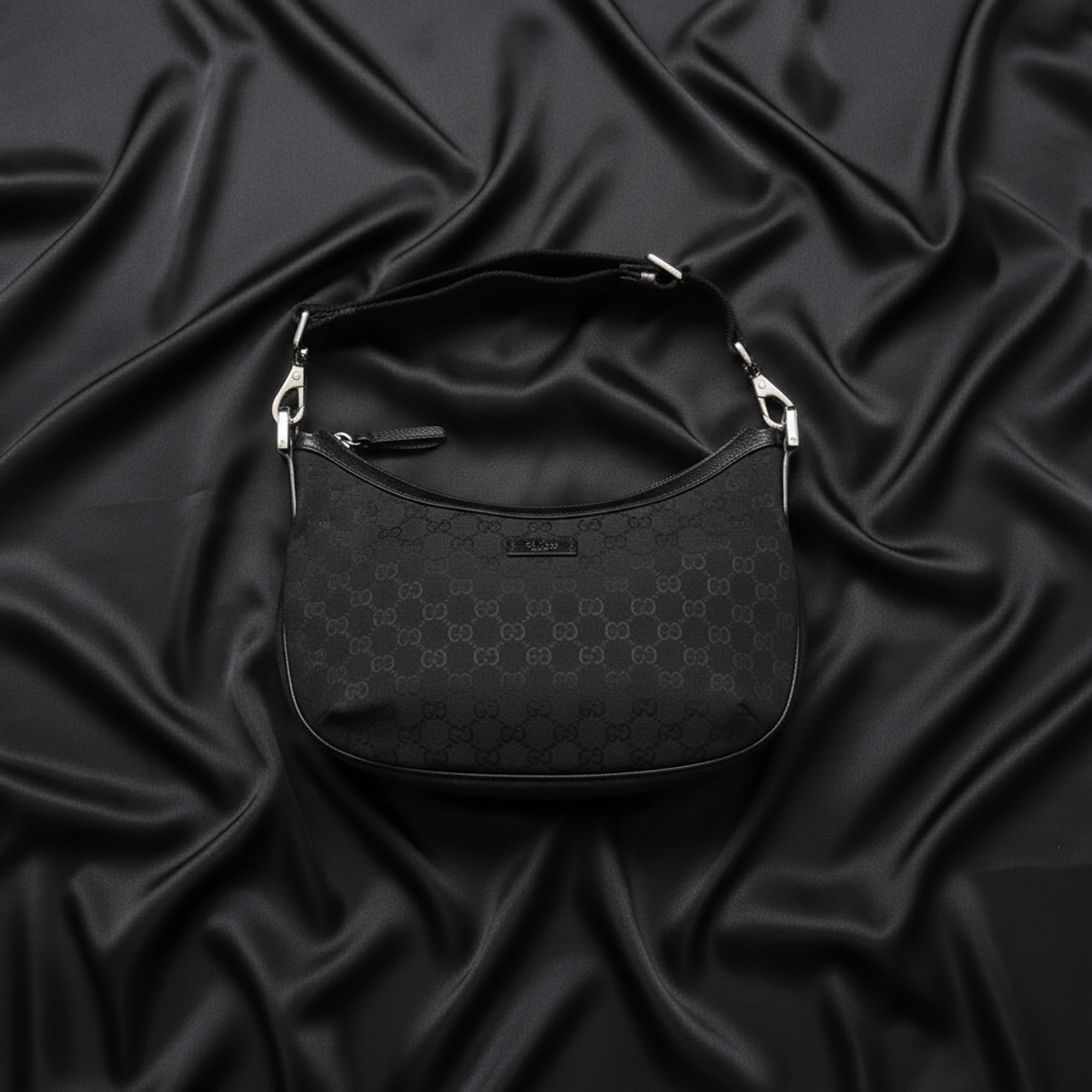 Gucci GG Canvas · Leather Shoulder Bag