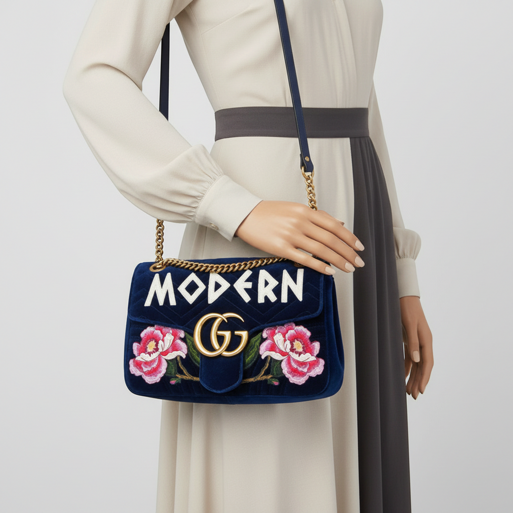 Gucci GG Marmont · Velvet · Chain Shoulder