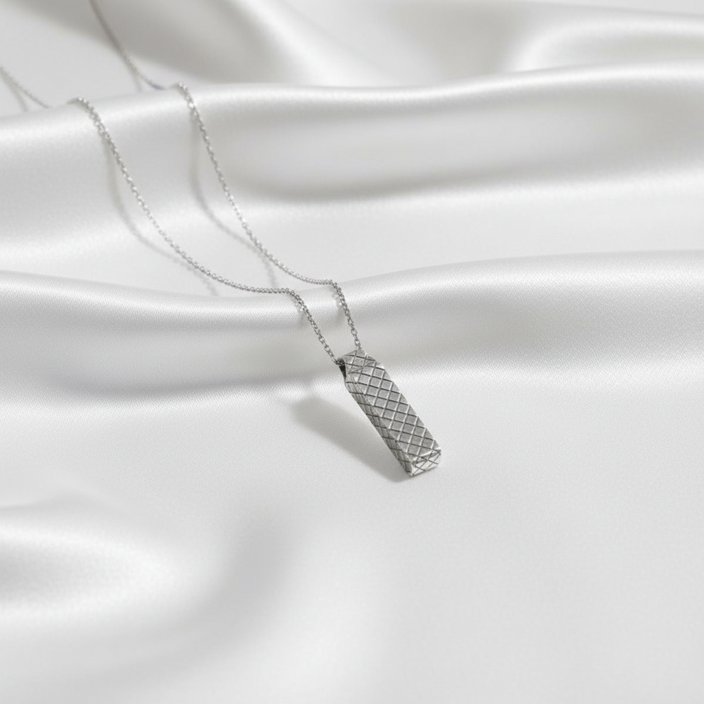 Bottega Veneta Intrecciato · Sterling Silver