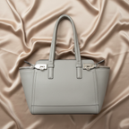 Salvatore Ferragamo Gancini · Leather Tote