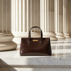 Louis Vuitton Wilshire PM · Vernis Amarante