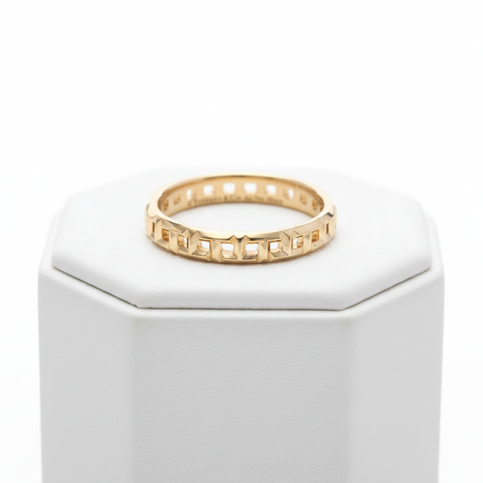 Tiffany T True Narrow · Rose Gold