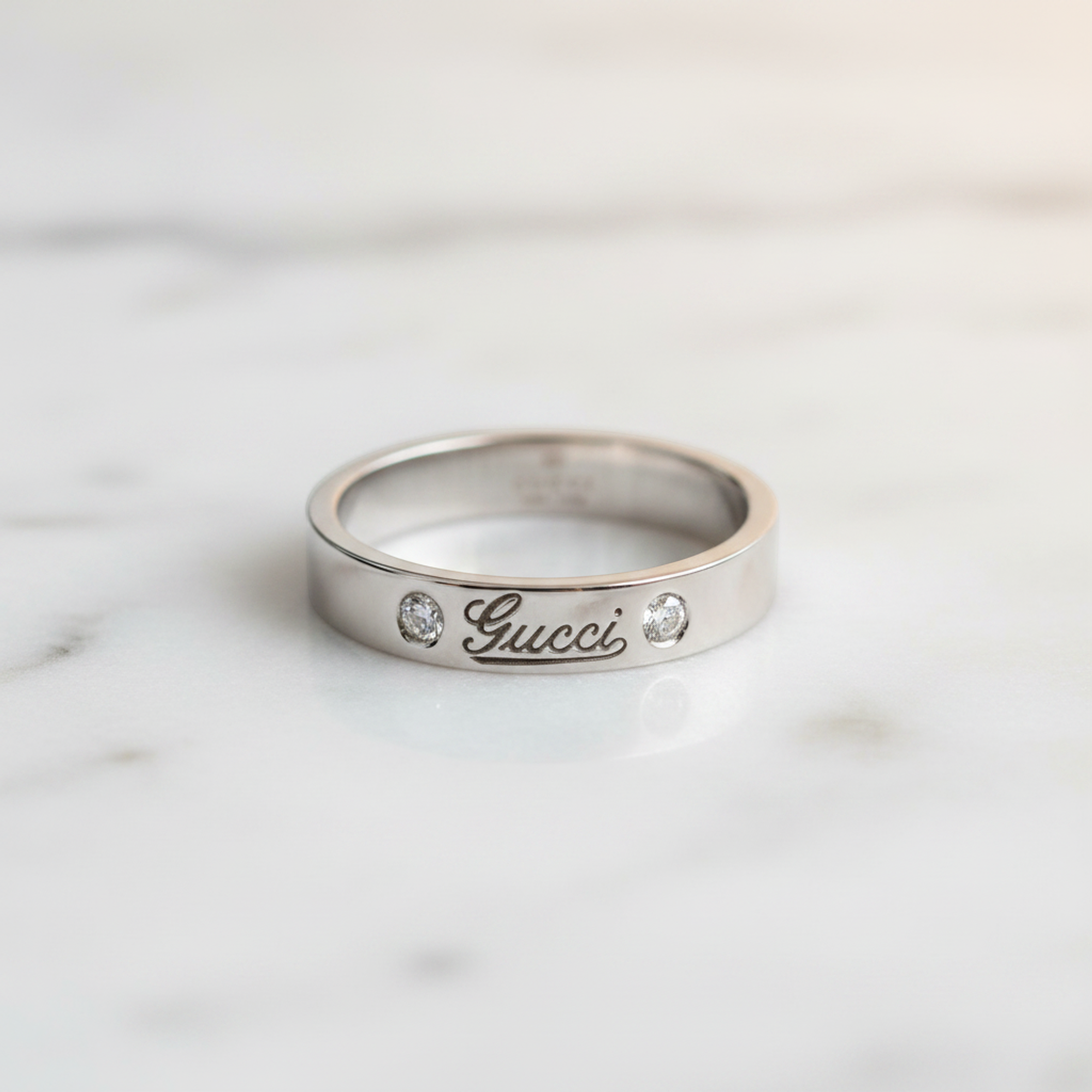Gucci Icon · 18K White Gold · Diamond