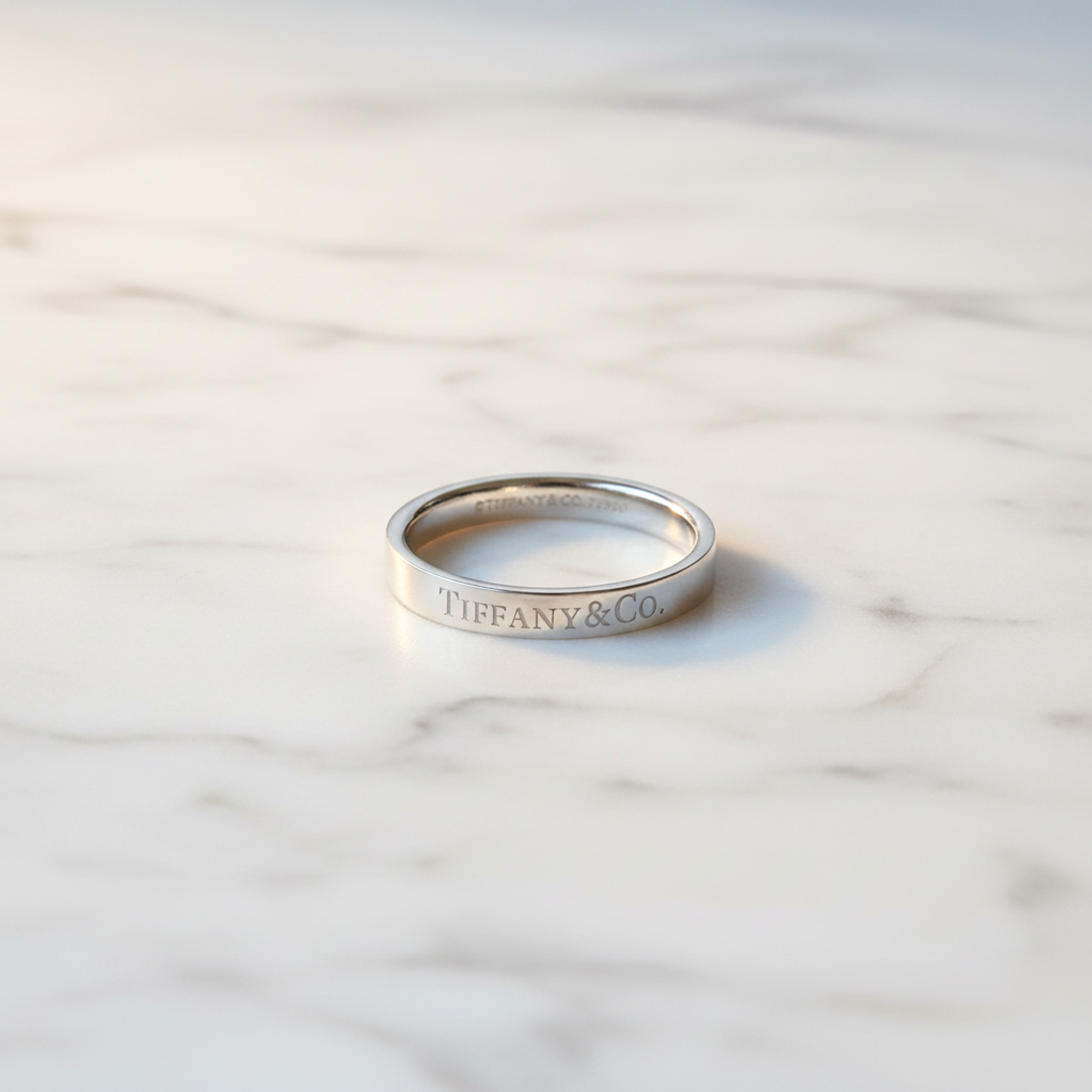 Tiffany Flat Band · Platinum
