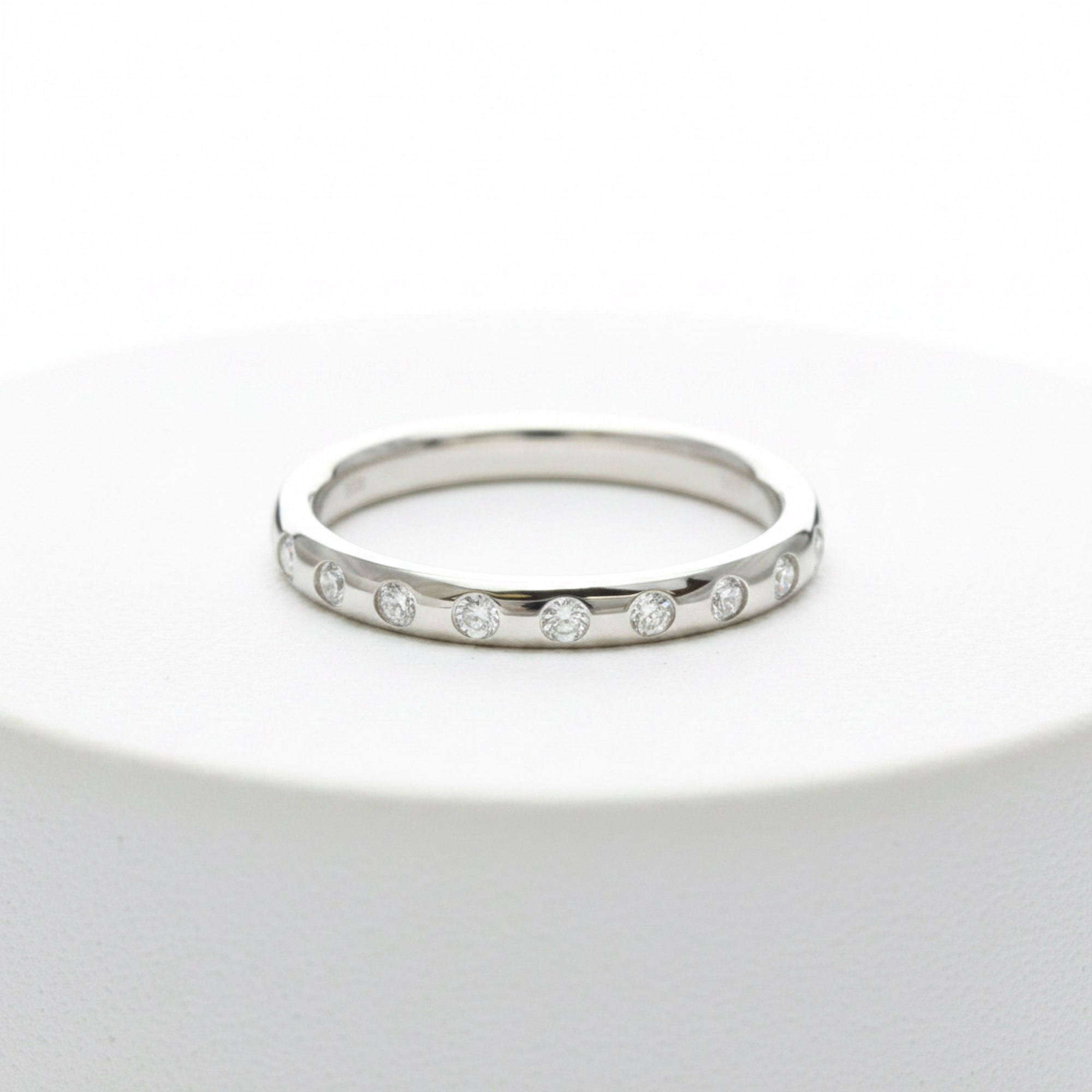 Tiffany Stacking Band · 8 Diamonds · Platinum