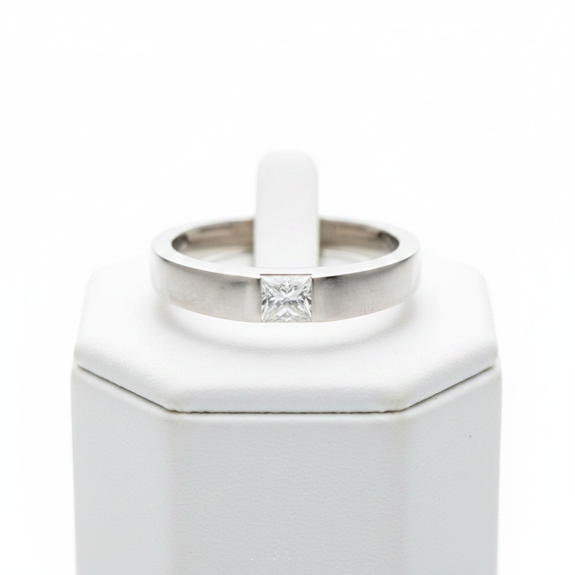 Cartier Tank · Platinum · Diamond