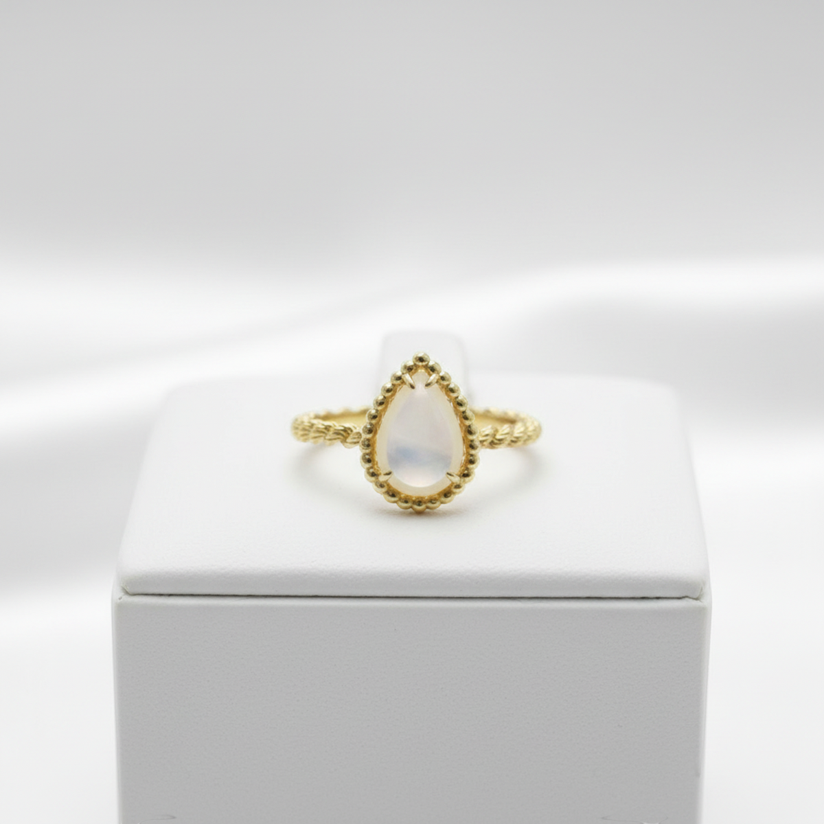 Boucheron Serpent Bohème · 18K Yellow Gold