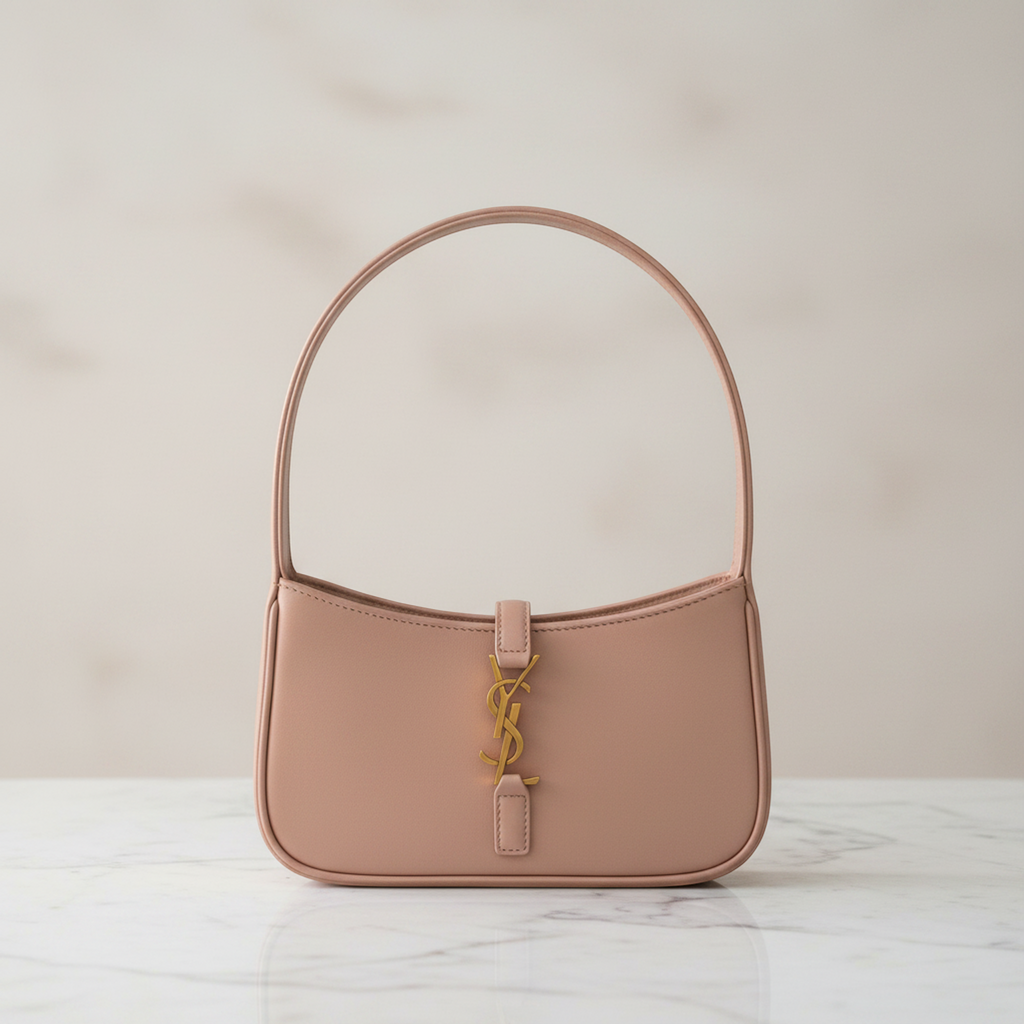 Yves Saint Laurent Le 5 À 7 · Leather